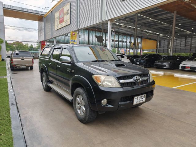 รถ Toyota Hilux Vigo 3.0 E Prerunner สี ดำ