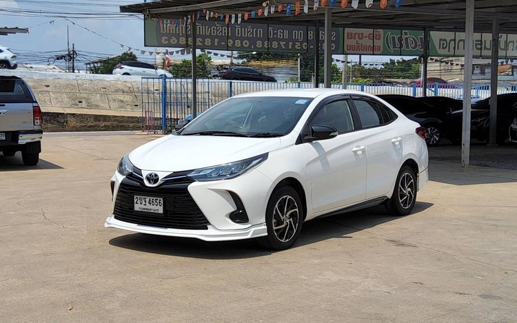 Toyota Yaris 2021 1.5 G Sedan เบนซิน เกียร์อัตโนมัติ ขาว