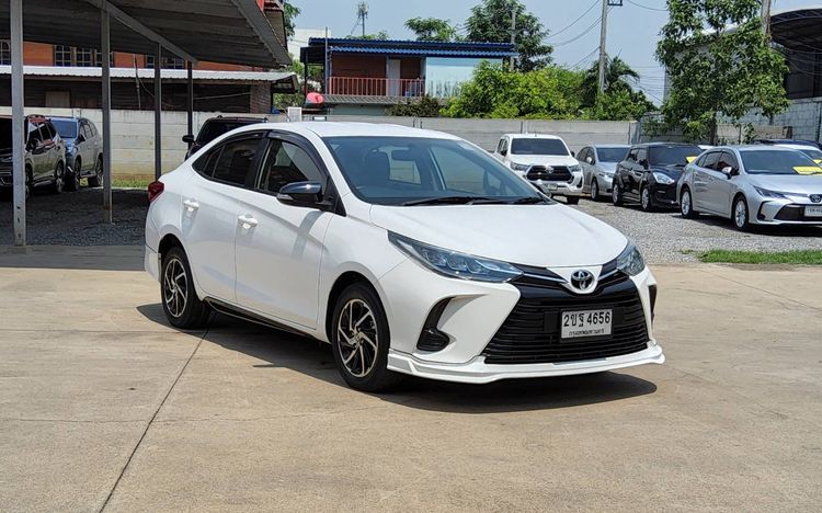 Toyota Yaris 2021 1.5 G Sedan เบนซิน เกียร์อัตโนมัติ ขาว รูปที่ 2