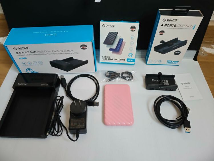 อื่นๆ ORICO อุปกรณ์ 3 อย่าง กล่อง HUB USB 4ช่อง กล่อง HDD 3.5 SATA กล่องSSD-HDD 2.5 สภาพดี ใช้งานได้ 