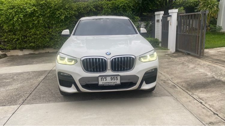รถ BMW X4 2.0 xDrive20d M Sport 4WD สี ขาว