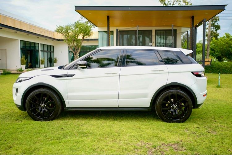 Land Rover Range Rover Evoque 2013 รุ่นย่อยอื่นๆ ดีเซล เกียร์อัตโนมัติ ขาว รูปที่ 3