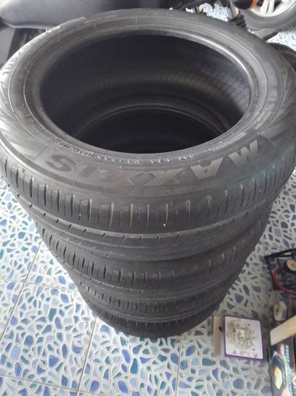 อื่นๆ ขายยางรถยนต์ ยางรถเก๋งมือสอง 185-60 r15
