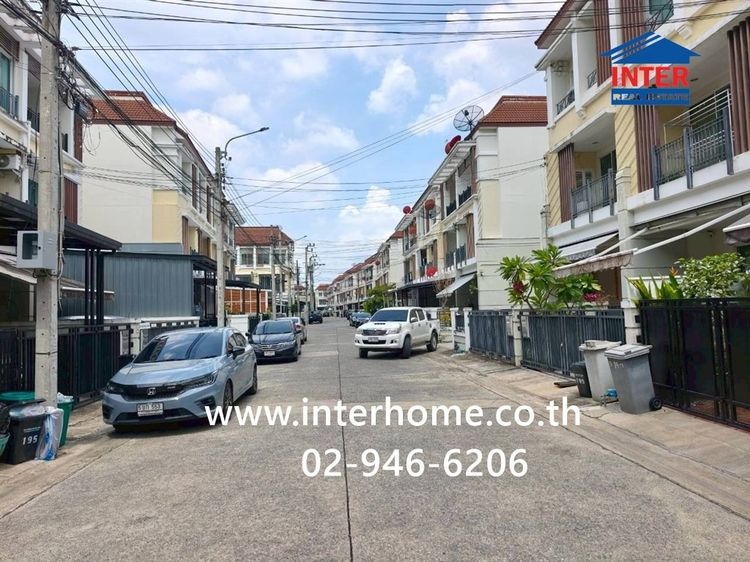 ทาวน์โฮม 3 ชั้น 20 ตร.ว. หมู่บ้านกลางเมือง เออร์บาเนี่ยน เกษตร-นวมินทร์ 2 ซอยลาดปลาเค้า79 ถนนรามอินทรา ถนนลาดปลาเค้า เขตบางเขน กรุงเทพมหานคร รูปที่ 3