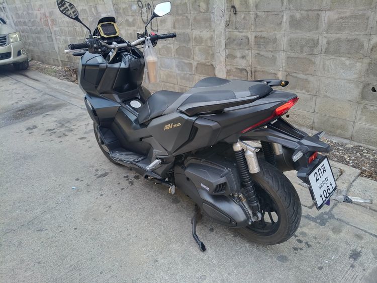 honda adv 350 รูปที่ 8