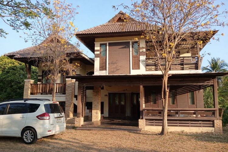 ขาย บ้านเดี่ยวสองชั้นครึ่งชานเมืองพะเยา