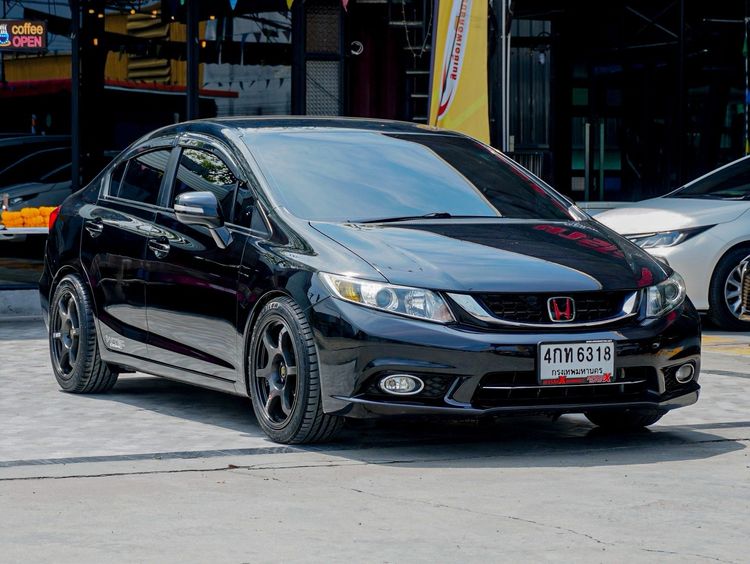 Honda Civic 2015 1.8 S i-VTEC Sedan เบนซิน ไม่ติดแก๊ส เกียร์อัตโนมัติ ดำ รูปที่ 3