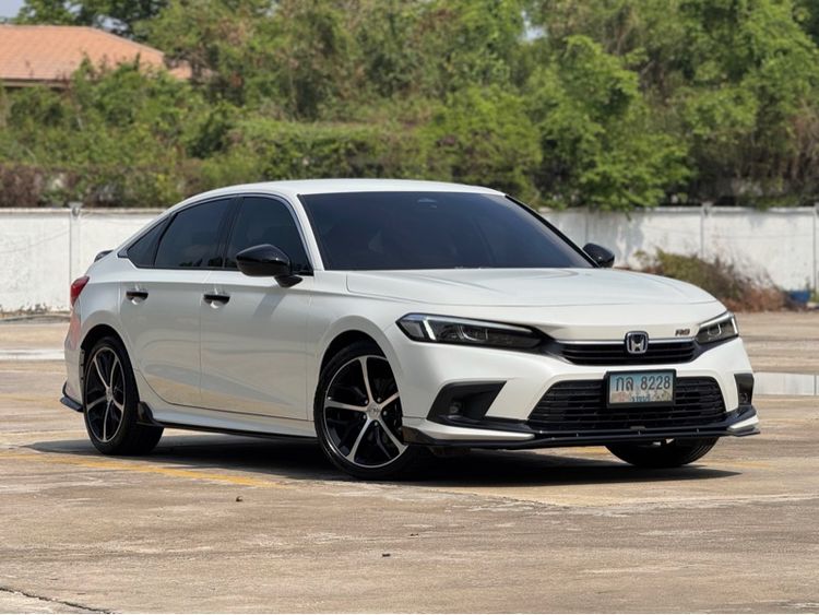Honda Civic 2023 2.0 eHEV RS Sedan ไฮบริด ไม่ติดแก๊ส เกียร์อัตโนมัติ ขาว รูปที่ 3