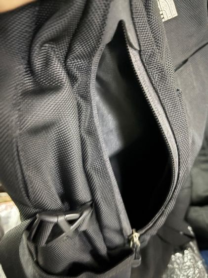 กระเป๋าเป้ยี่ห้อ The north face รูปที่ 6