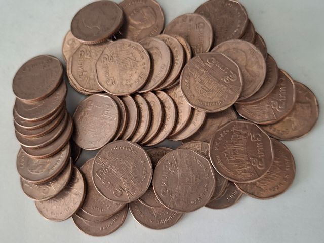 เหรียญไทย เหรียญ 5 บาทปี2551 ร.9