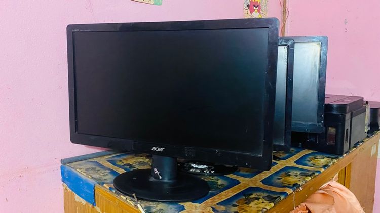 จอคอมพิวเตอร์ Acer LED 18.5  นิ้ว มือสอง สภาพดี  รูปที่ 4