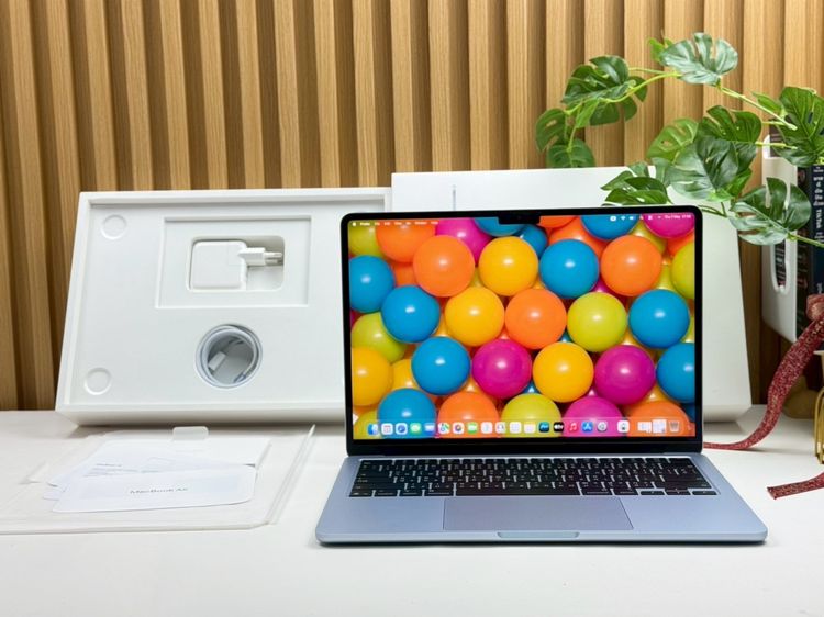 แมค โอเอส 16 กิกะไบต์ อื่นๆ ใช่ MacBook Air 13.6-inch M4 2025 Ram16GB SSD256GB SkyBlue apple care 29 April 2027 