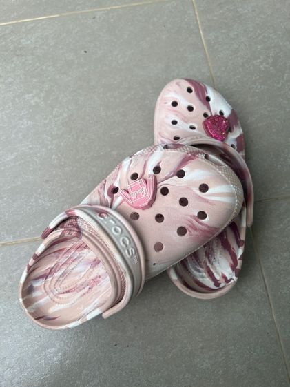 Crocs รูปที่ 3