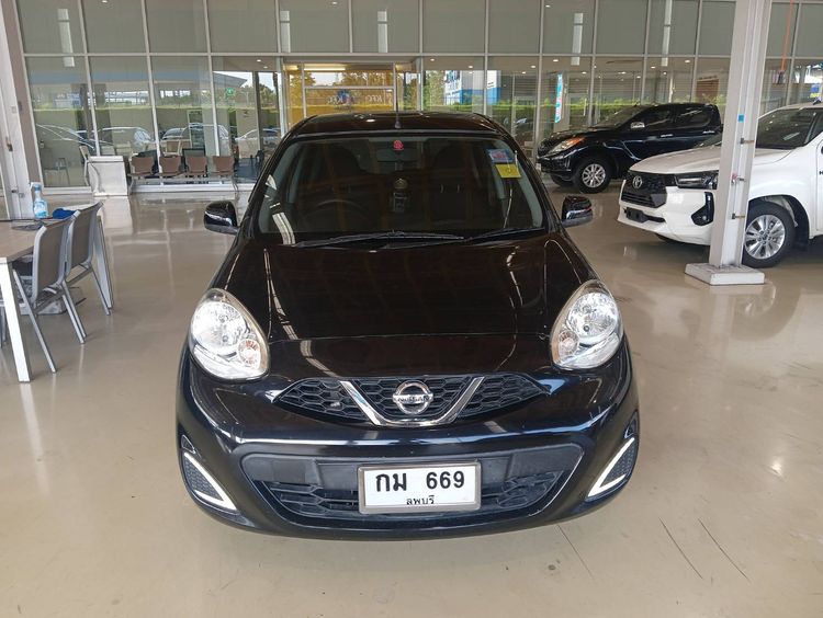 รถ Nissan March 1.2 E สี ดำ