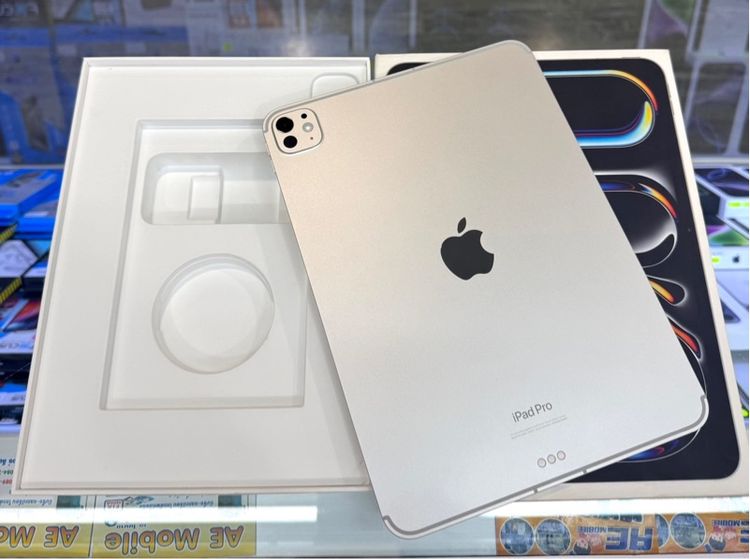 Apple 256 GB ipad pro 11นิ้ว M4 256GB WiFi Cellular 
