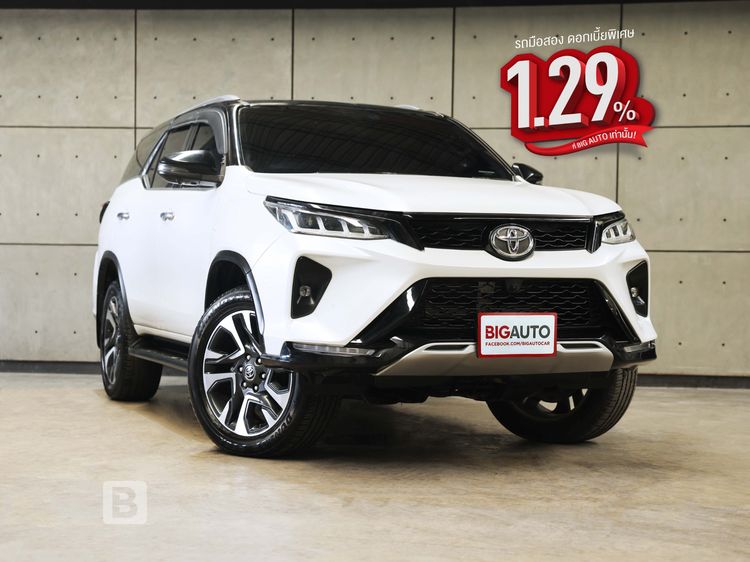 Toyota Fortuner 2021 2.4 Legender Black Top 4WD Utility-car ดีเซล ไม่ติดแก๊ส เกียร์อัตโนมัติ ขาว
