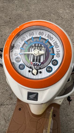 HONDA Scoopy สภาพรถเดิมๆรถใช้น้อยเครื่องดีมาก สีสวยมาก ต้องมาดูของจริงมีสถานที่ให้ทดลองขับขี่ก่อนซื้อ รูปที่ 3