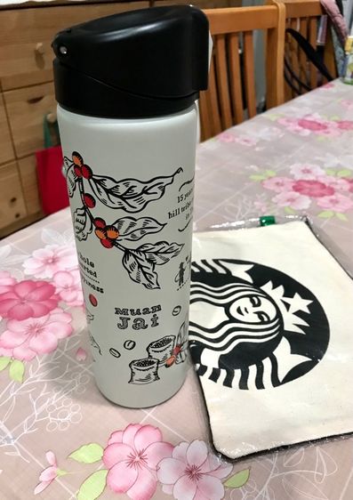 Starbucks ของแท้ ถ้วยเครื่องดื่ม ยังไม่เคยใช้งาน แถมกระเป๋า