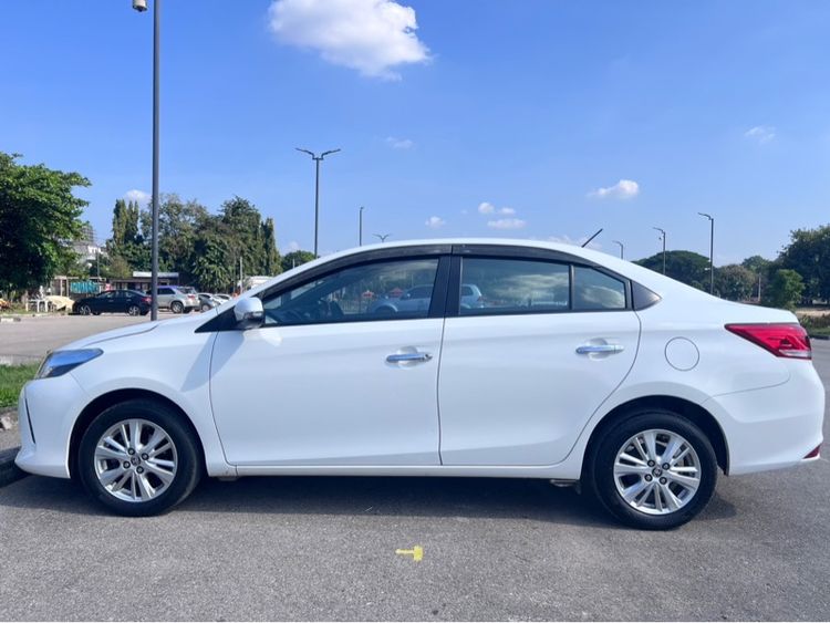 Toyota Vios 2018 1.5 J Sedan เบนซิน ไม่ติดแก๊ส เกียร์อัตโนมัติ ขาว รูปที่ 4