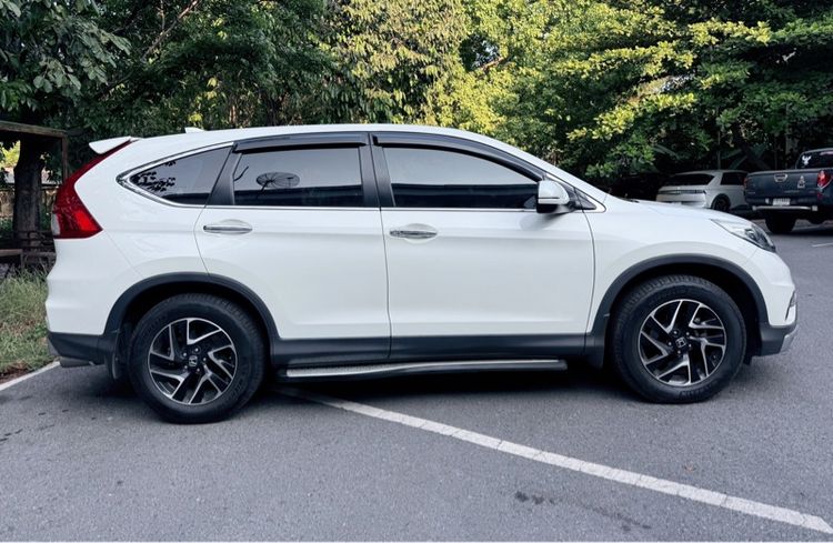 Honda CR-V 2016 2.0 SE 4WD Sedan เบนซิน ไม่ติดแก๊ส เกียร์อัตโนมัติ ขาว รูปที่ 3