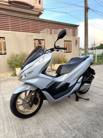 ขาย HONDA PCX 150cc ปี2020 สภาพสวยมากเดิมๆ ใช้งานน้อย รูปที่ 3