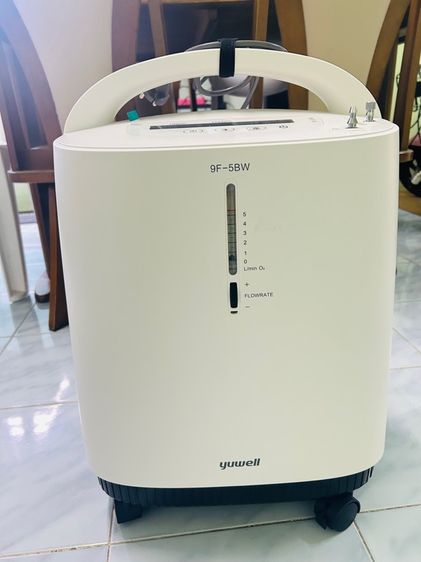 อุปกรณ์เพื่อสุขภาพ เครื่องผลิตออกซิเจน Yuwell รุ่น 9F-5BW ขนาด 5 ลิตร มือสอง