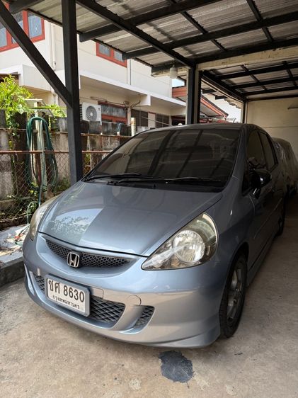 รถ Honda Jazz 1.5 V VTEC สี เทา