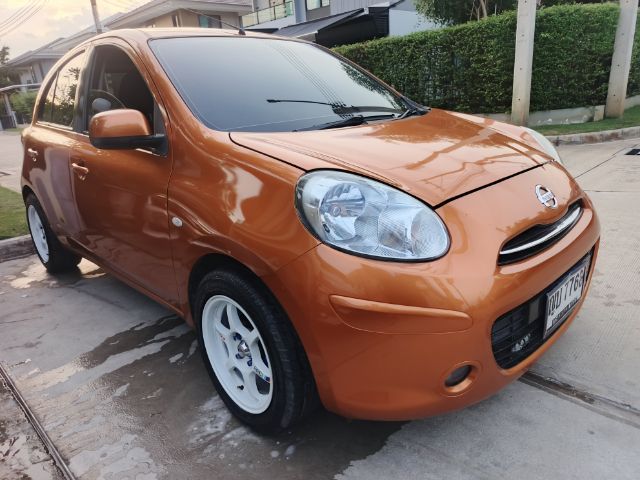 Nissan March 2011 1.2 V Sedan เบนซิน ไม่ติดแก๊ส เกียร์อัตโนมัติ ส้ม