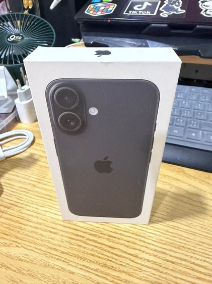 iPhone 16