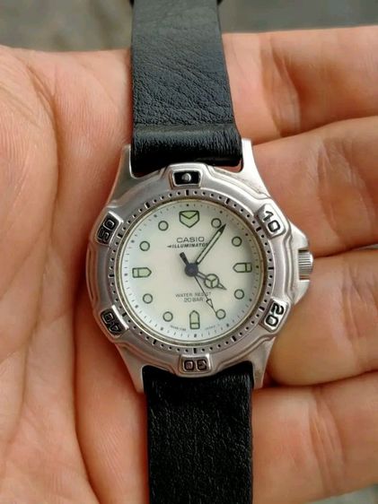 นาฬิกา Casio ถ่าน 

ขอบหมุนได้ ไฟหน้าปัดติดสว่าง

สภาพดี เดินดี 