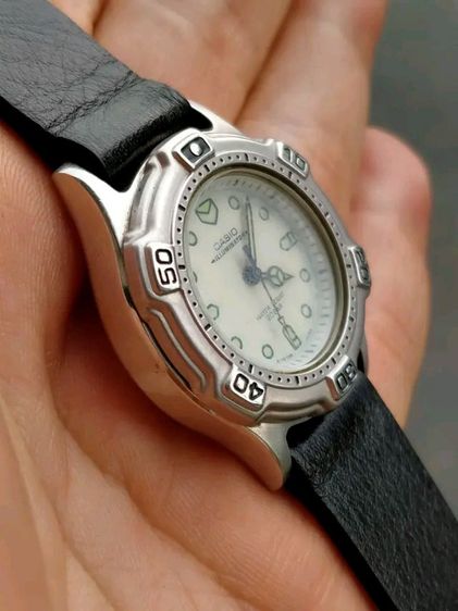 นาฬิกา Casio ถ่าน 

ขอบหมุนได้ ไฟหน้าปัดติดสว่าง

สภาพดี เดินดี  รูปที่ 2