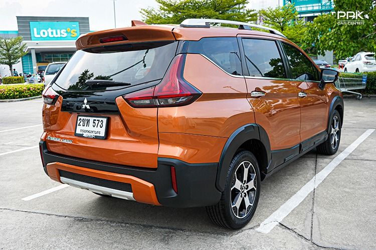 Mitsubishi Xpander 2022 1.5 Cross Utility-car เบนซิน ไม่ติดแก๊ส เกียร์อัตโนมัติ ส้ม รูปที่ 4