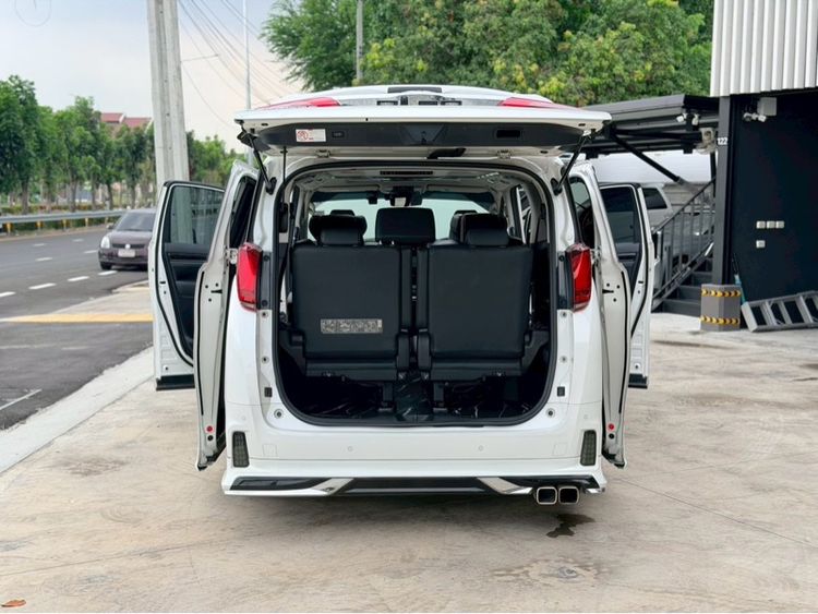 Toyota Alphard 2022 2.5 S C-Package Van เบนซิน ไม่ติดแก๊ส เกียร์อัตโนมัติ ขาว รูปที่ 3