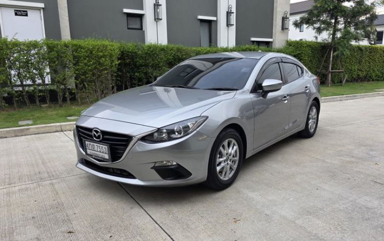 Mazda Mazda3 2015 2.0 SP Sports Sedan เบนซิน ไม่ติดแก๊ส เกียร์อัตโนมัติ บรอนซ์เงิน รูปที่ 3