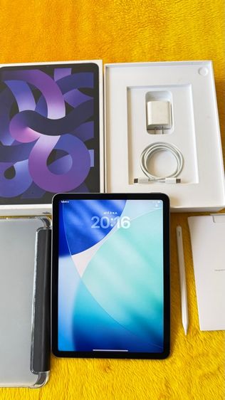 Apple 64 GB iPad Air M1-air5-ใช้ซิมsim