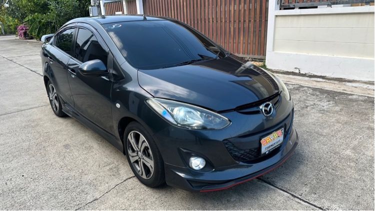 Mazda Mazda 2 2014 1.5 Elegance Spirit Sedan เบนซิน เกียร์ธรรมดา เทา รูปที่ 3
