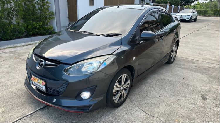 Mazda Mazda 2 2014 1.5 Elegance Spirit Sedan เบนซิน เกียร์ธรรมดา เทา