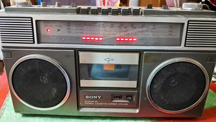 อื่นๆ ลำโพงพกพา วิทยุเทปหูหิ้ว SONY CFS-65S 
