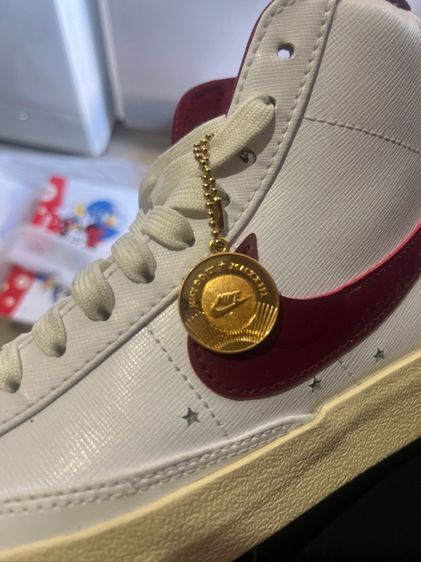 Nike Blazer Mid 77 White-Burgundy (New)