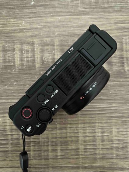กล้องคอมแพค Sony ZV-1 Compact Digital Camera