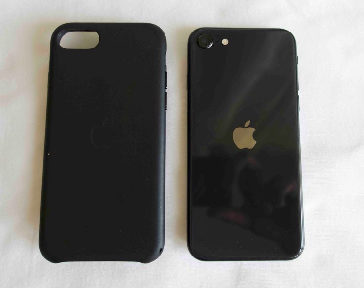 iPhone SE 64gb 2020 + Charger + Case รูปที่ 2