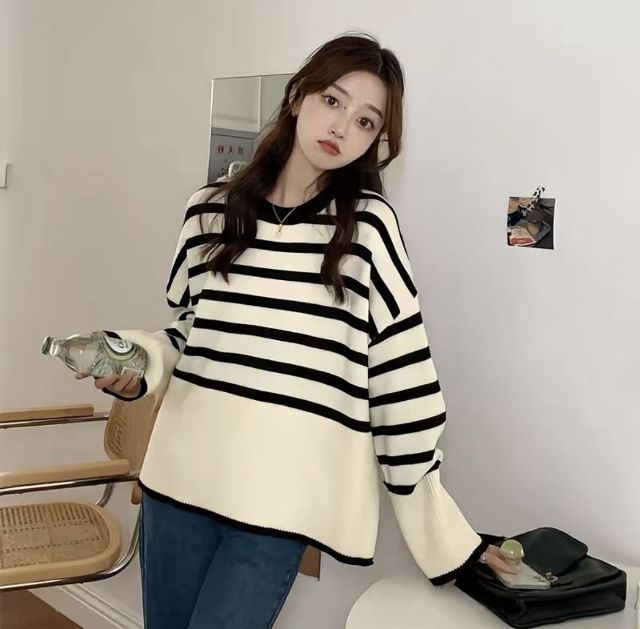 ส่งต่อเสื้อไหมพรมลายทางสภาพดี รูปที่ 2