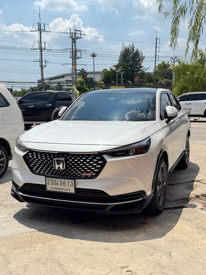 รถ Honda HR-V 1.5 e:HEV RS สี ขาว