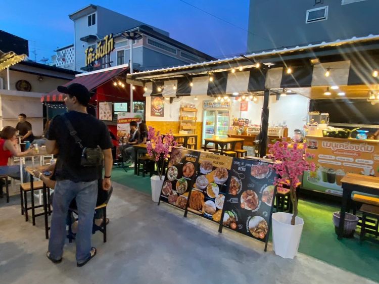 เซ้งร้านอาหาร ทำเลติดรถไฟฟ้าศรีลาซาล สุขุมวิท 105
