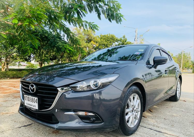 รถ Mazda Mazda3 2.0 C Sports สี เทา