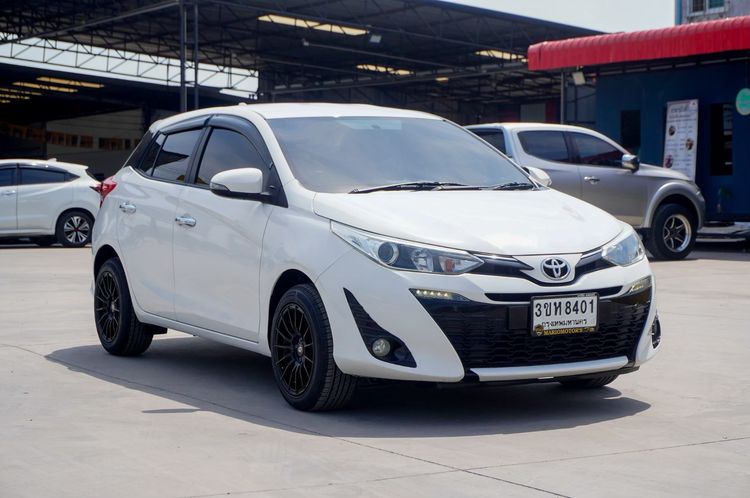 Toyota Yaris 2018 1.2 G Sedan เบนซิน ไม่ติดแก๊ส เกียร์อัตโนมัติ ขาว รูปที่ 3