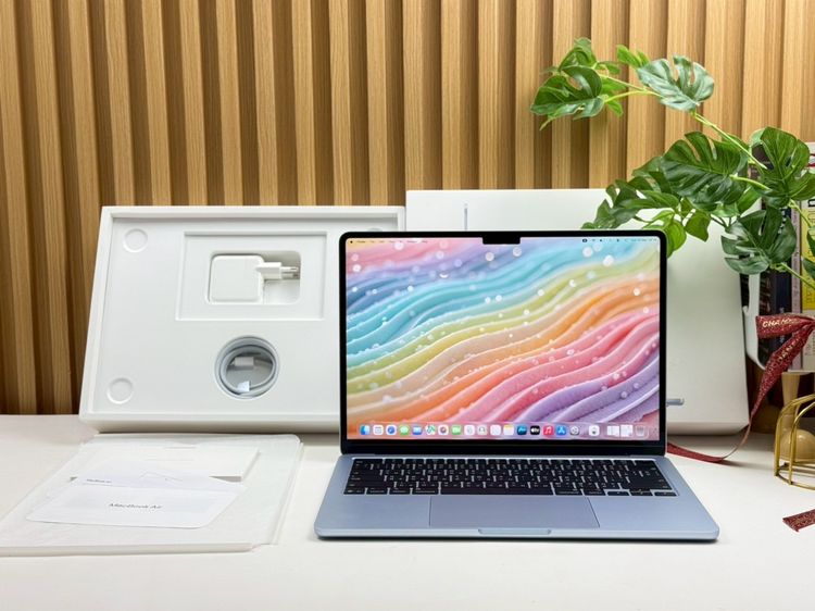 MacBook Air 13.6-inch M4 2025 Ram16GB SSD256GB SkyBlue apple care 29 April 2027 
