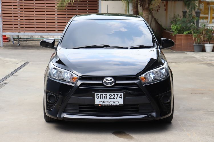 Toyota Yaris 2017 1.2 J Sedan เบนซิน ไม่ติดแก๊ส เกียร์อัตโนมัติ ดำ รูปที่ 2