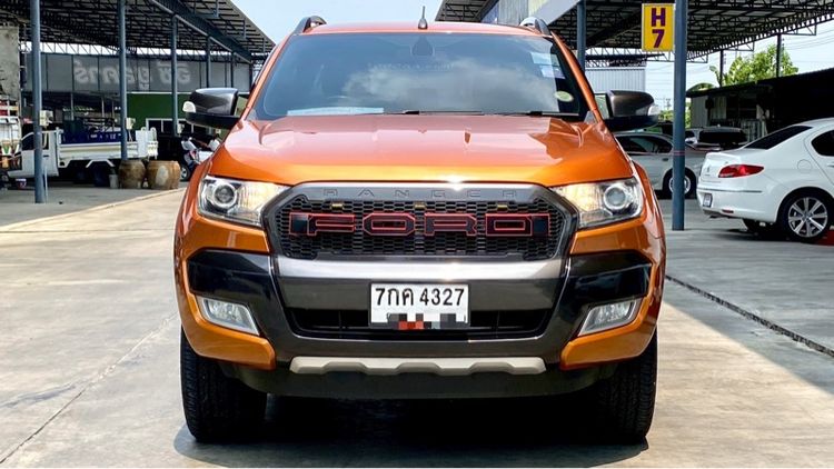 รถ Ford Ranger 2.2 Hi-Rider Wildtrak สี ส้ม