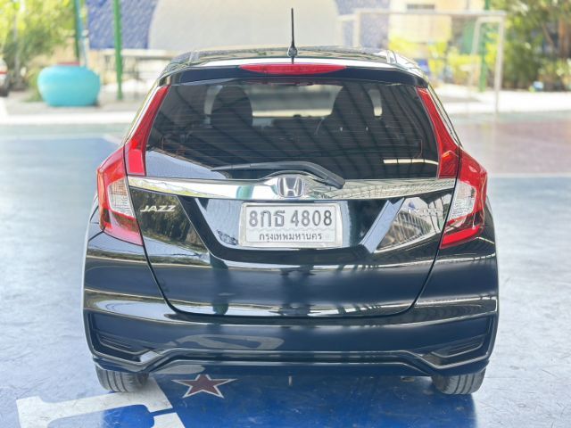 Honda Jazz 2019 1.5 V i-VTEC Sedan เบนซิน ไม่ติดแก๊ส เกียร์อัตโนมัติ ดำ รูปที่ 3